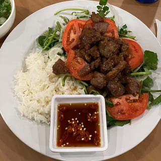 S1 Flambe Shaken Beef - Com Bò Lúc Lac